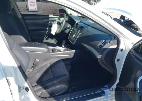 2016 Nissan Altima 2.5 S из США, поврежденный, VIN 1N4AL3AP6GC145793